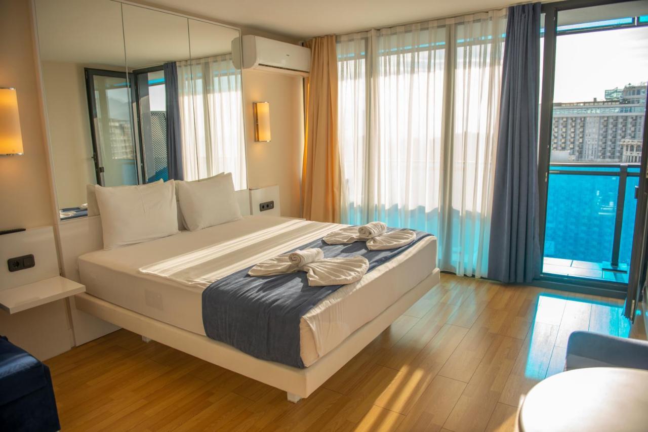 Aparthotel In City Batoumi Extérieur photo