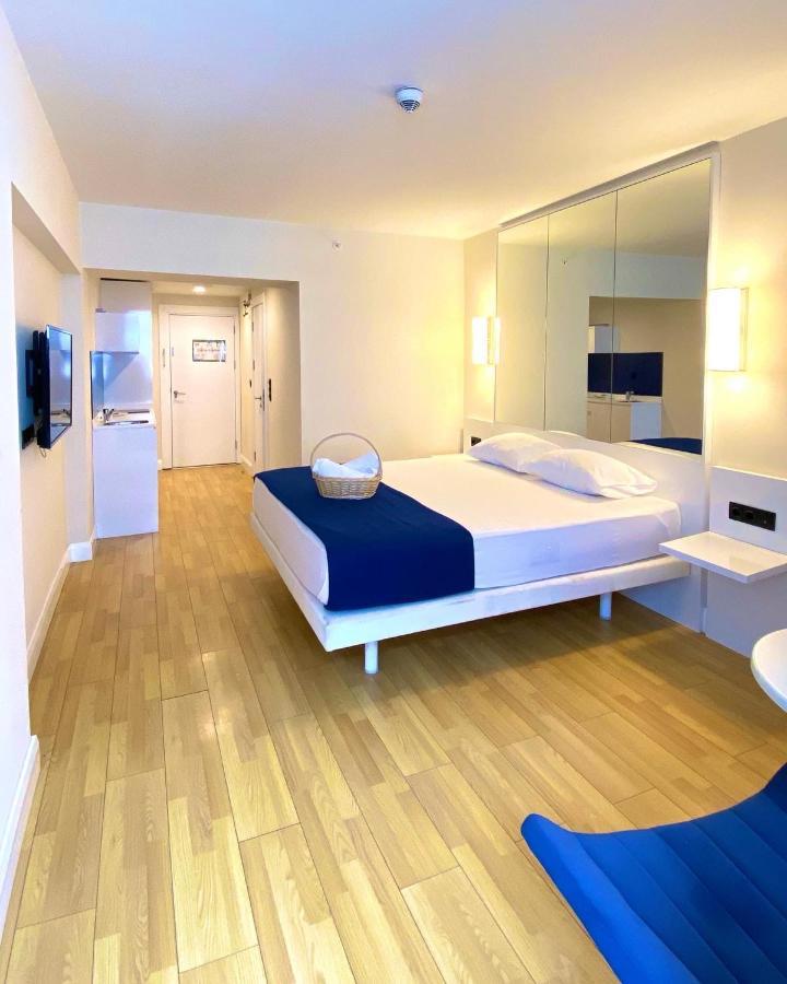 Aparthotel In City Batoumi Extérieur photo