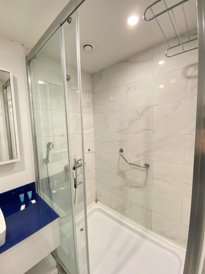Aparthotel In City Batoumi Extérieur photo